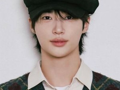 변우석 34살 생일 맞아 사진 공개