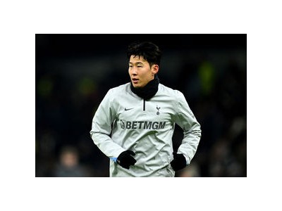 토트넘 레전드 대우로 에릭센 축구장에 다시 불러들여