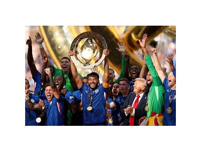 PSG 발롱도르 후보 9명으로 사실상 독점